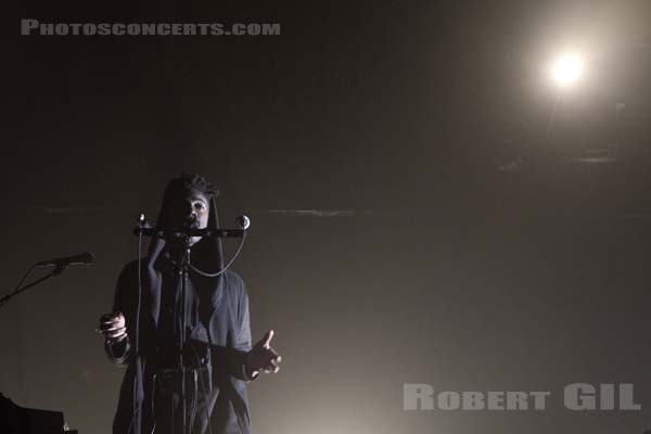 MOSES SUMNEY - 2017-11-02 - PARIS - Grande Halle de La Villette - 